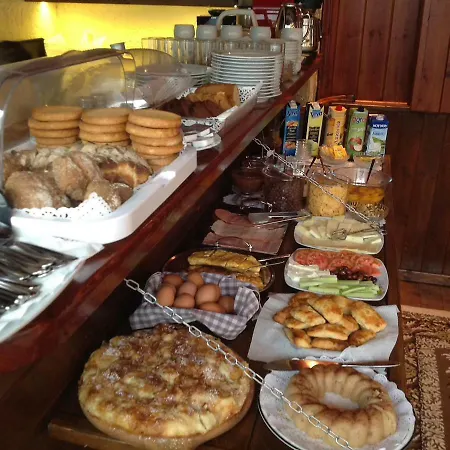 Konukevi Fanaras Kalavryta